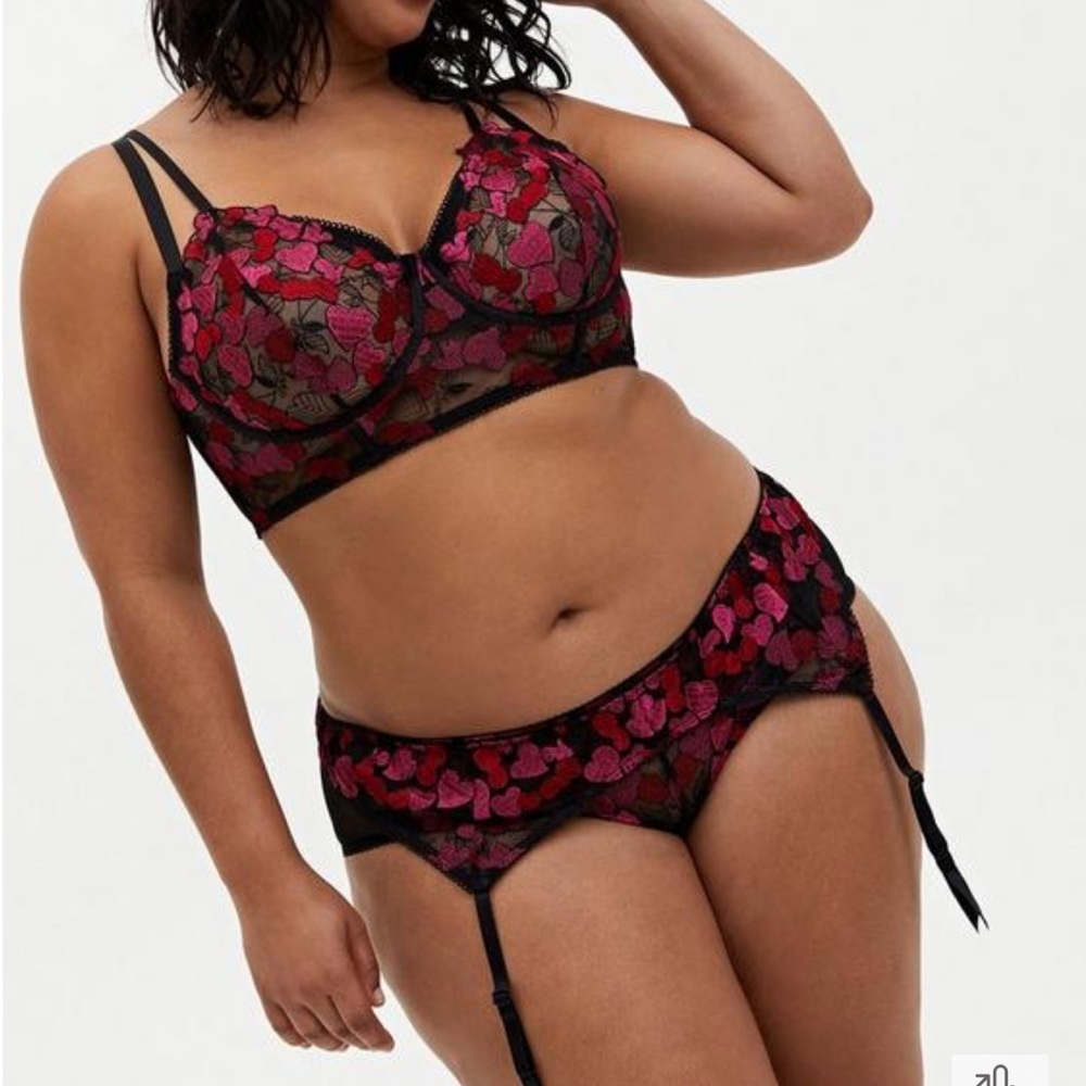 Torrid Black & Pink Heart Embroidered Mesh Lingerie 3‎ Piece Set
